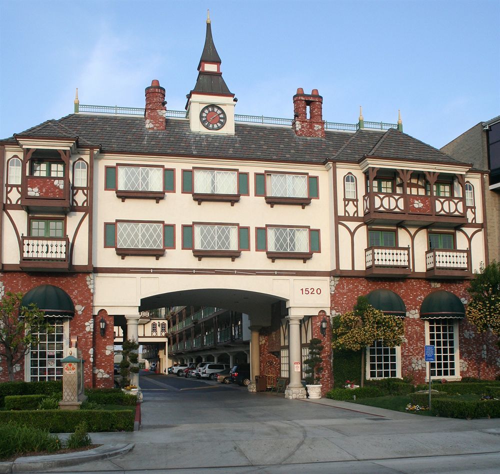 Anaheim Camelot Inn & Suites Eksteriør bilde