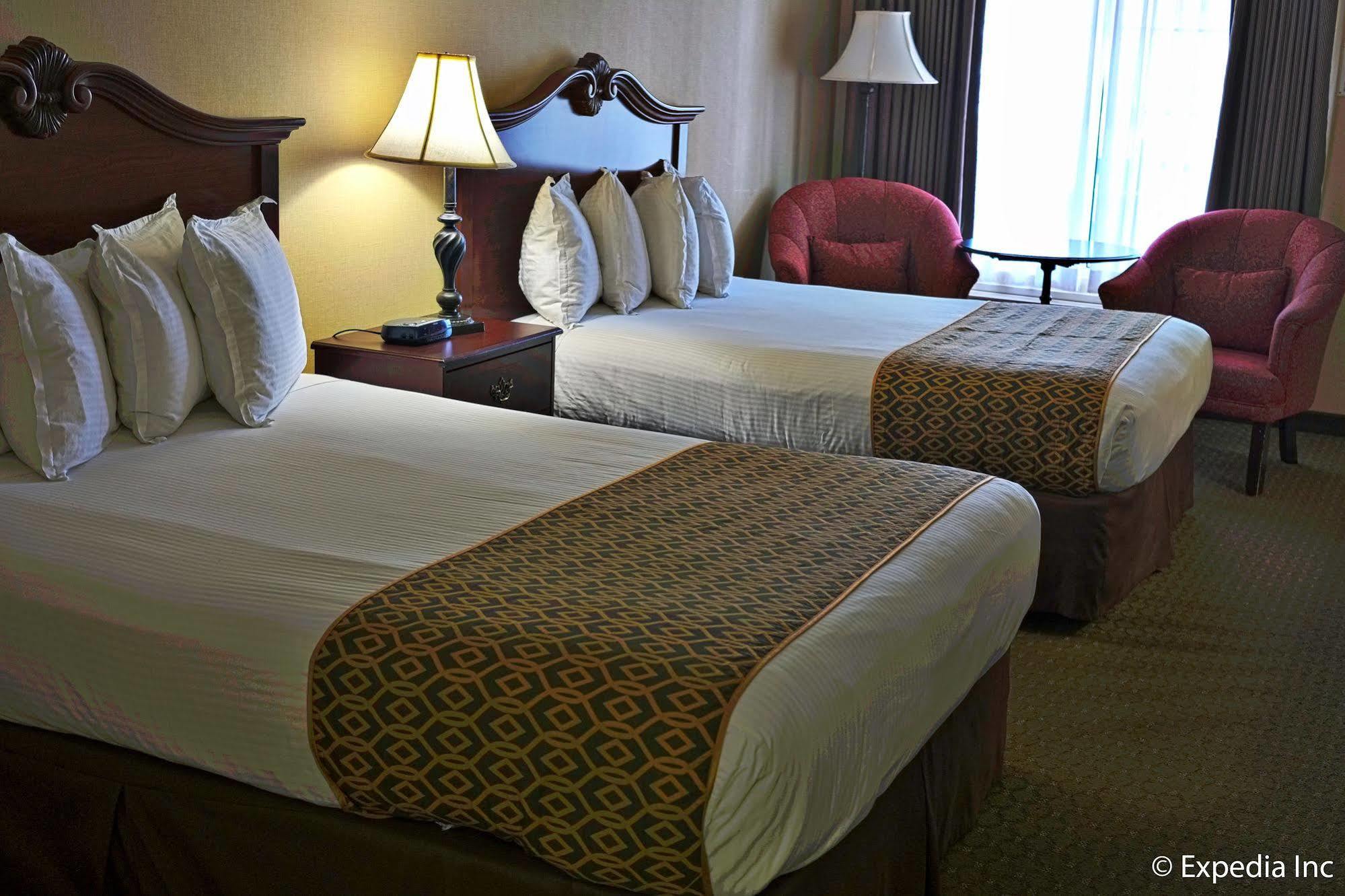 Anaheim Camelot Inn & Suites Eksteriør bilde