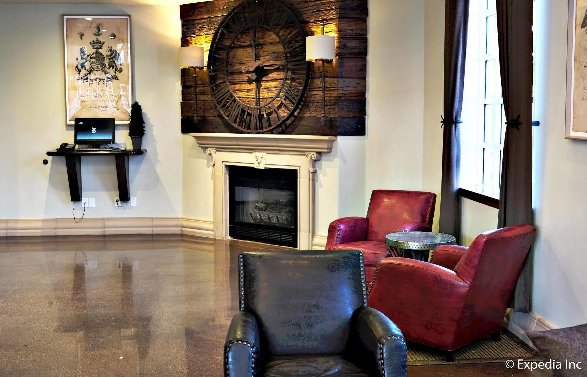 Anaheim Camelot Inn & Suites Eksteriør bilde