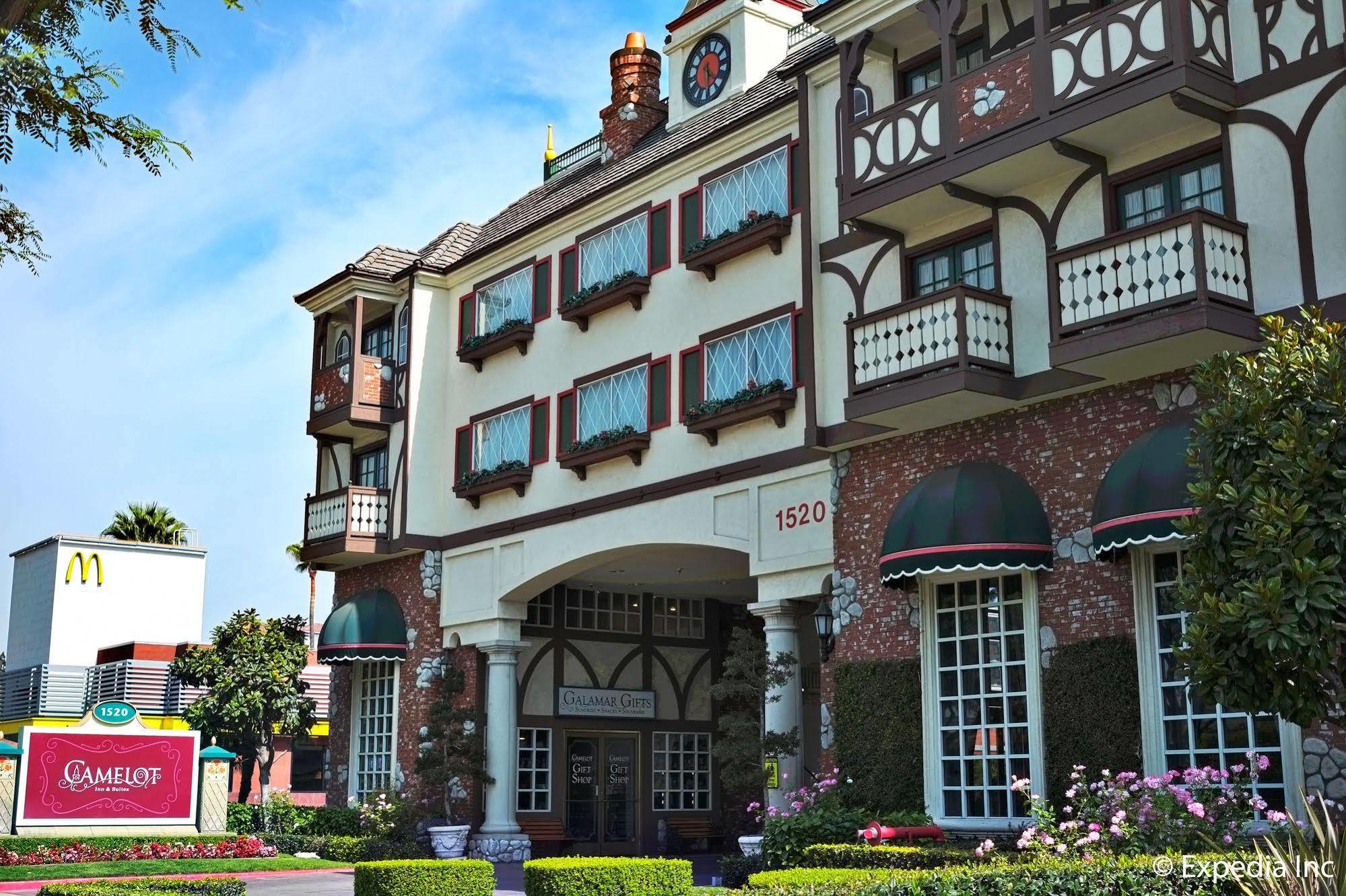 Anaheim Camelot Inn & Suites Eksteriør bilde
