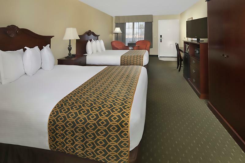 Anaheim Camelot Inn & Suites Eksteriør bilde